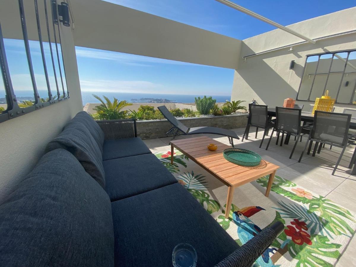 Superbe T2 44M2 - Grande Terrasse Vue Mer Panoramique Exceptionnelle Piscine - Parking Бандоль Экстерьер фото